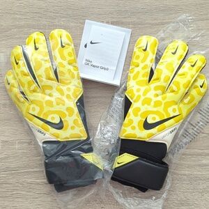 Nike Vapor Grip3 Goalkeeper Soccer Gloves